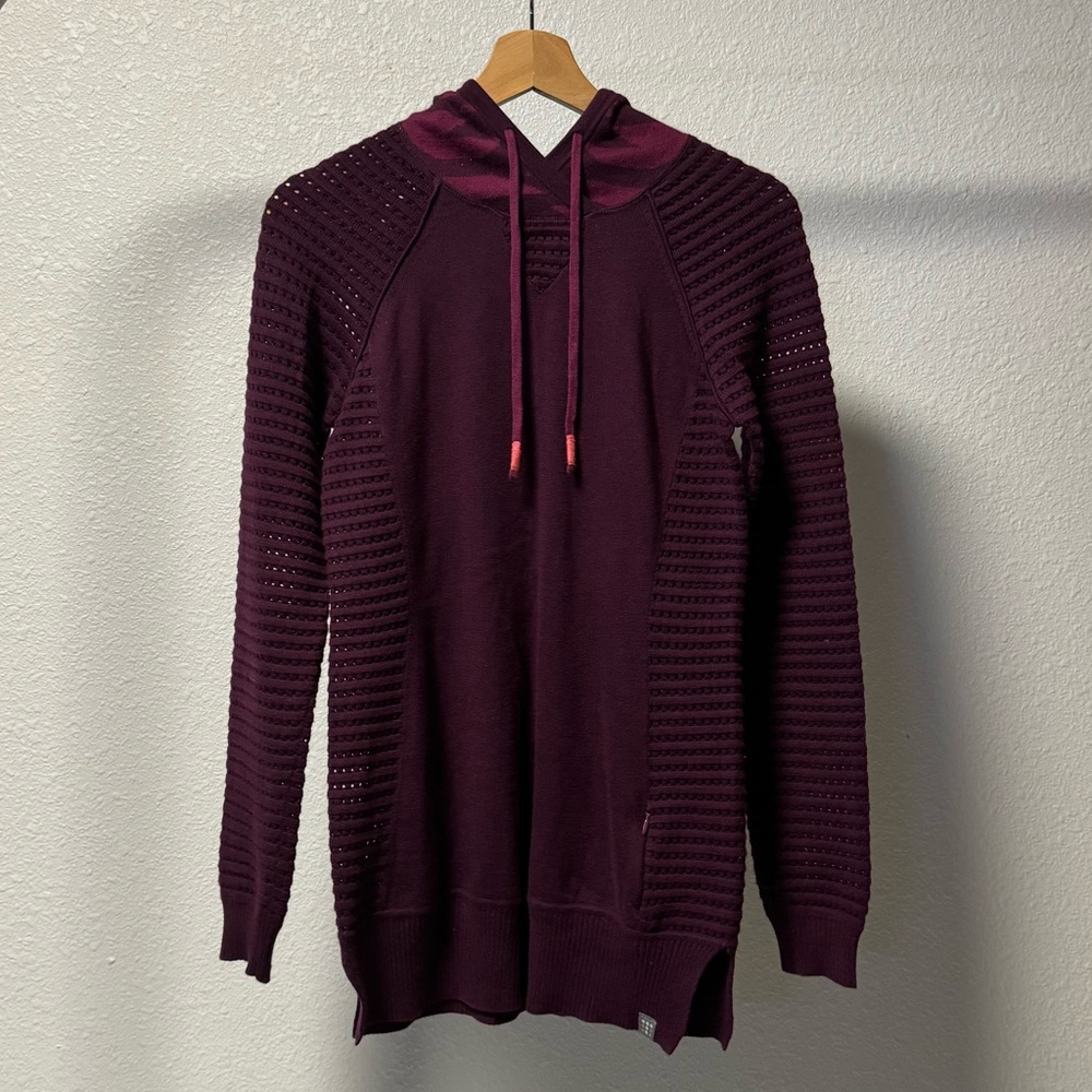 Title nine sweater tunic
Womens XS
